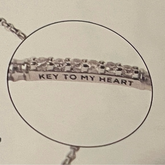 Origami Owl “Key to My Heart CZ Key BOLO Bracelet, NWT - Picture 7 of 7